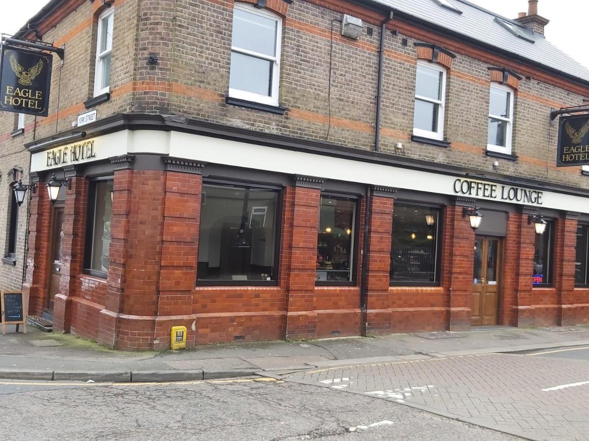 Eagle Hotel Luton Airport Экстерьер фото